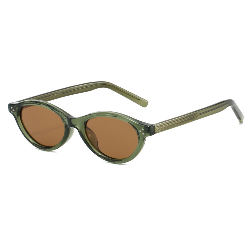 Women Cat-Eye Sunglasses with elegant, transparent frame and UV400 protection Kalsten