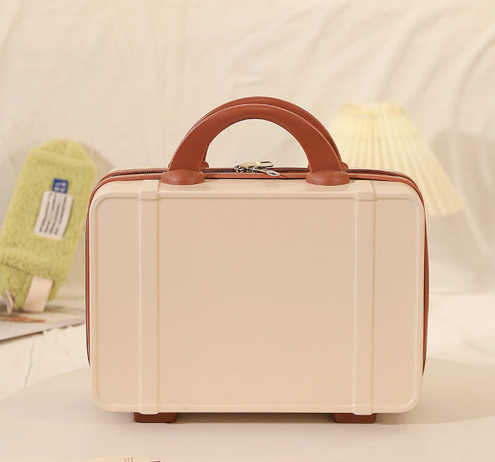 hard-shell travel cosmetic case with double-zip closure top handle and protective feet Kalsten