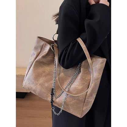 Urban Chic Shoulder Bag Acalora