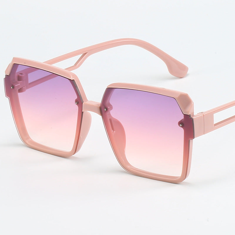 Ladies fashionable square sunglasses with filigree design Kalsten