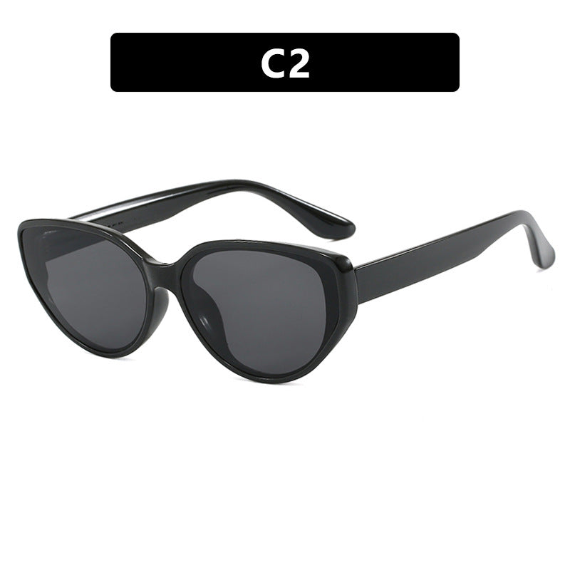 Ladies Cat-Eye Sunglasses with fashionable tortoiseshell pattern and UV protection Kalsten