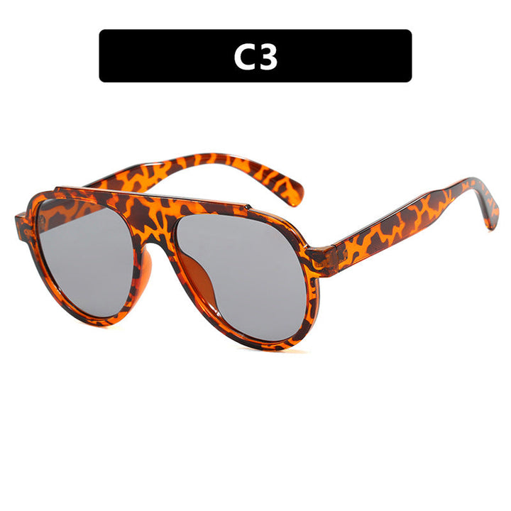 Women's stylish black sunglasses in modern design Kalsten