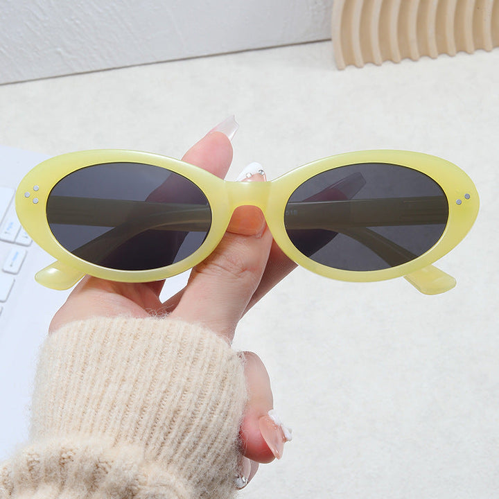 Ladies fashionable sunglasses in elegant oval design Kalsten