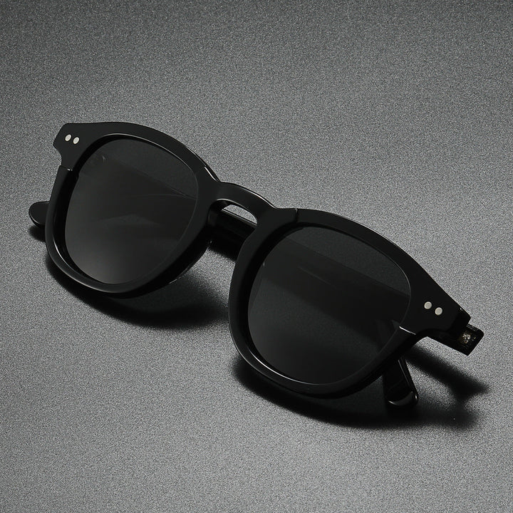 Women’s fashionable sunglasses in contemporary tortoiseshell design Kalsten