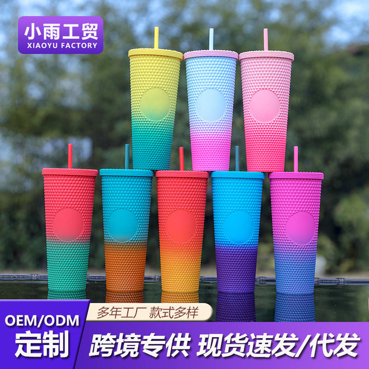 Women's reusable drinking cup with textured silicone from Kalsten