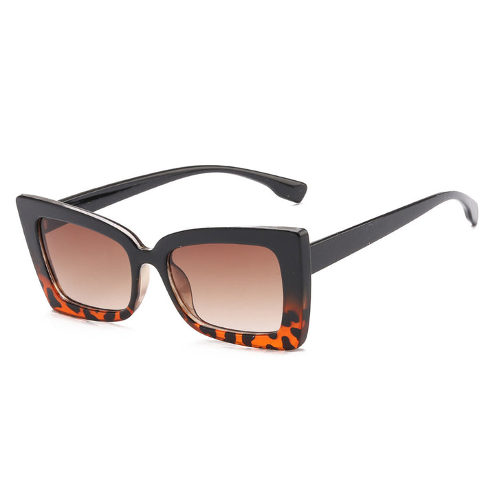 Women's stylish sunglasses with wide frame and distinctive design Kalsten