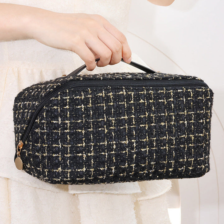 Cosmetic Organizer Bag with Luxurious Interior Layout and Elegant Fabric Design Kalsten