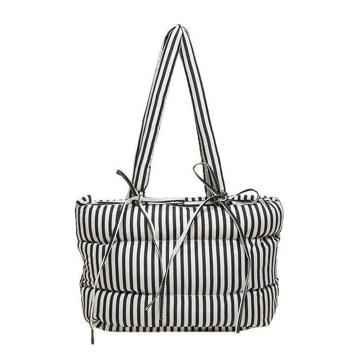 Fashionable tote bag with quilted design Kalsten