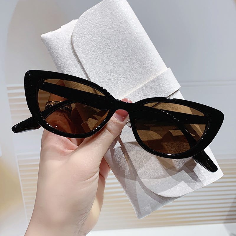 Ladies Cat-Eye Sunglasses with elegant, rimless design Kalsten
