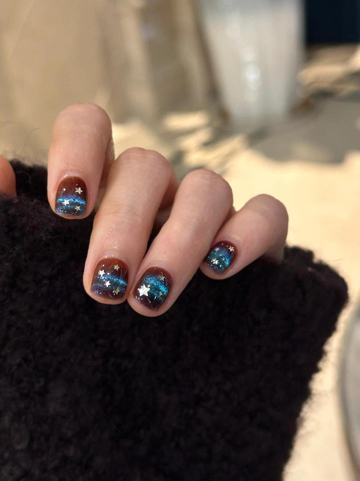 Glamorous Art Nails with Sparkling Star Design Kalsten