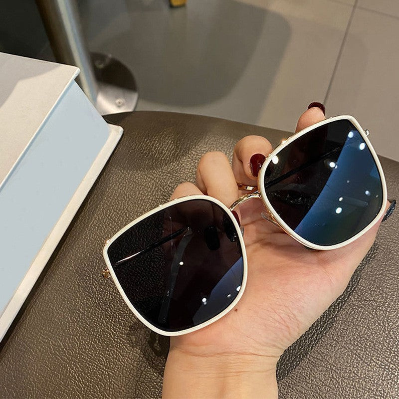 Women's Fashion Oversized Sunglasses in Elegant Square Design Kalsten