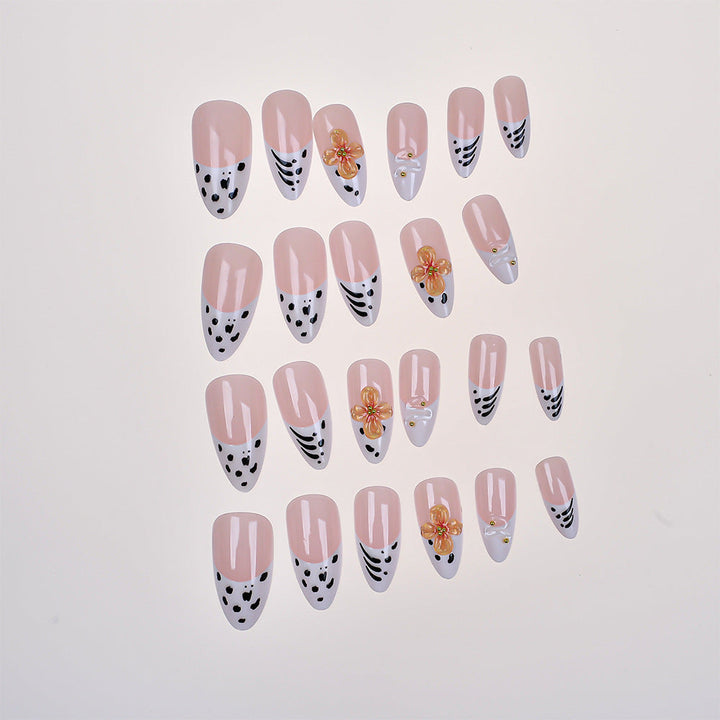 Artistic Flower-Embellished Press-On Nails Kalsten