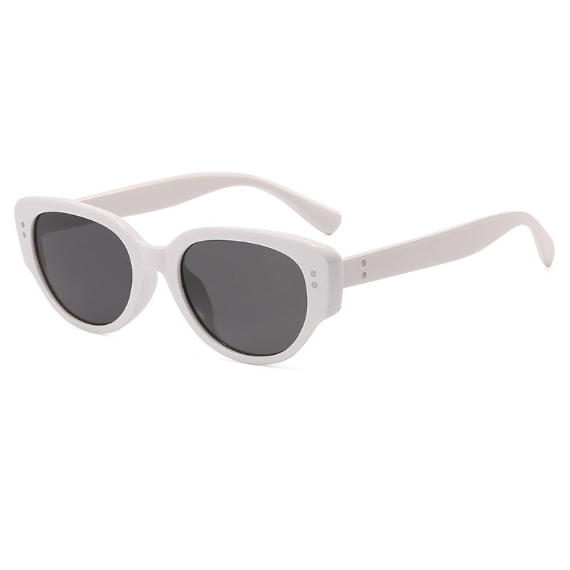 Women's fashionable sunglasses with striking design Kalsten