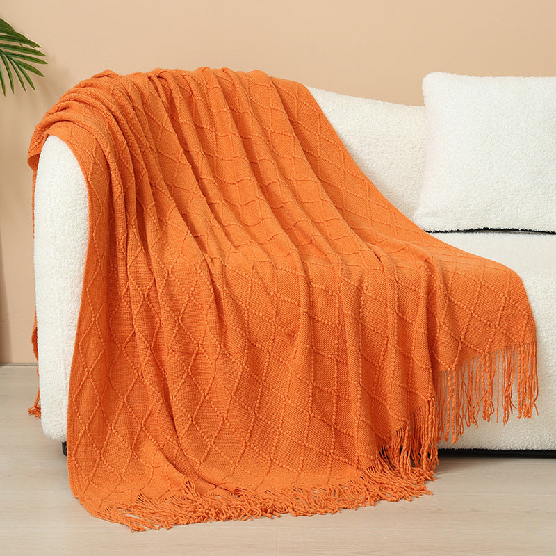 Women Elegant and stylish living and cuddly blanket with fringes Kalsten