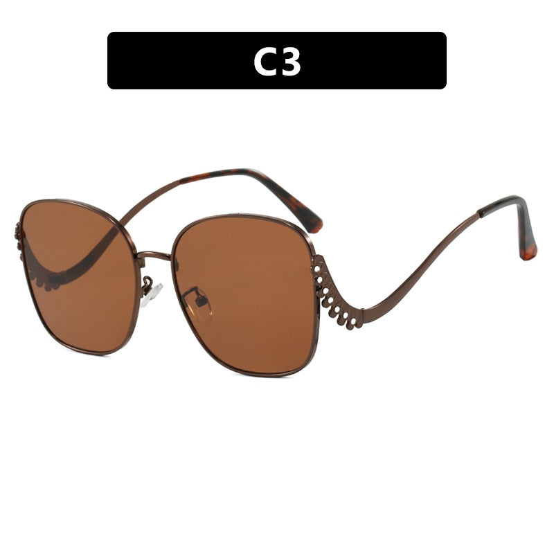 Women's striking sunglasses with sparkling appliqués Kalsten