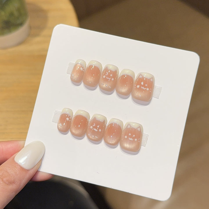 Artificial nails with elegant French design Kalsten