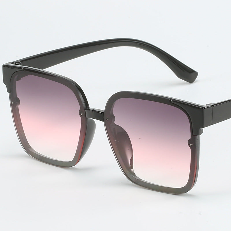 Women modern square sunglasses with UV protection and sturdy frame Kalsten