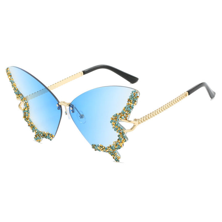 Ladies extravagant Cats Eye sunglasses with sparkling accents Kalsten