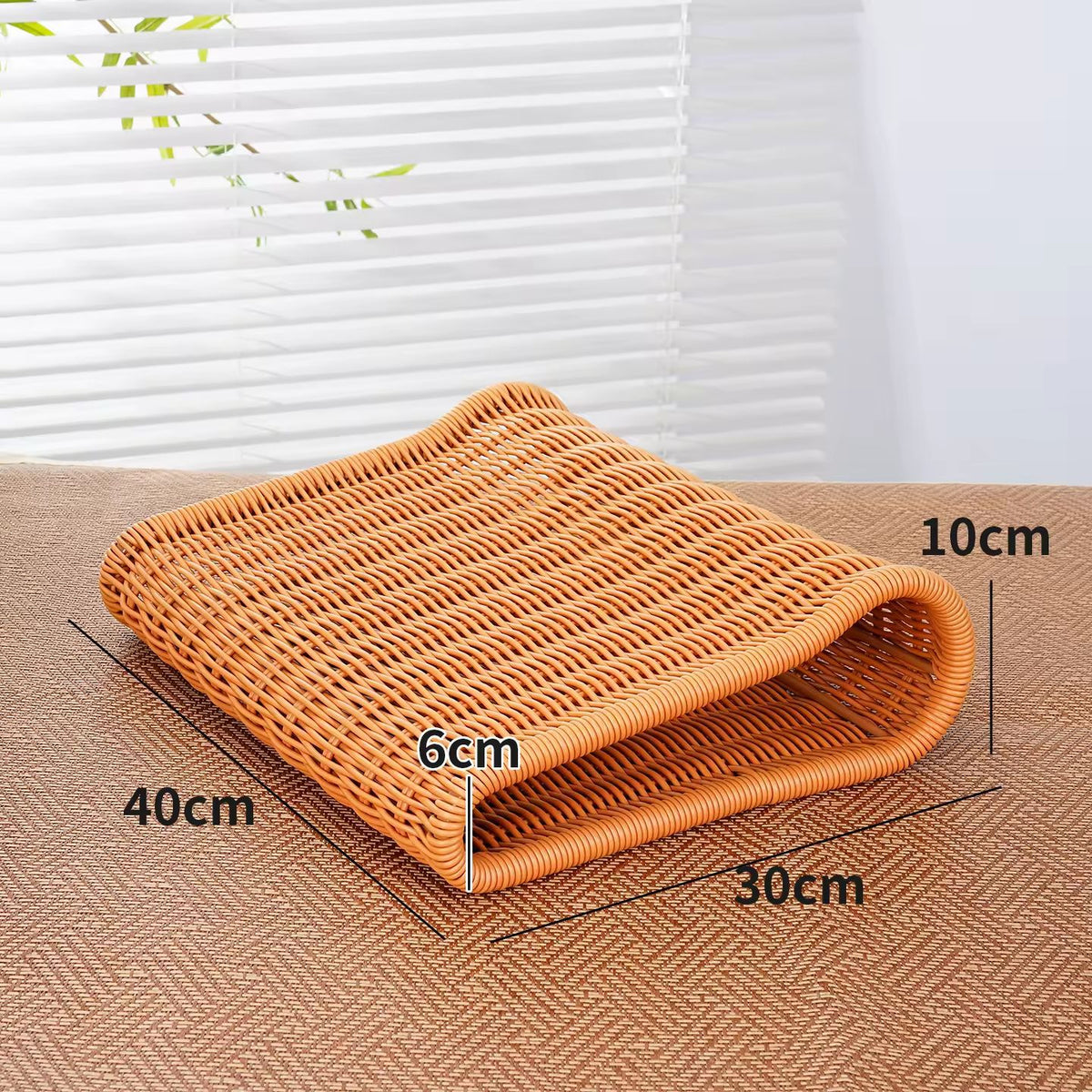 Decorative Woven Acalora