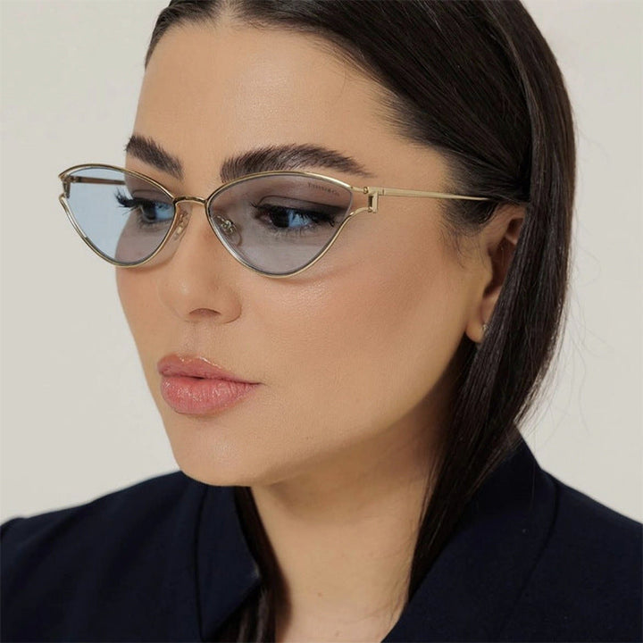 Ladies Cat-Eye Sunglasses in Elegant Gold Frame Kalsten