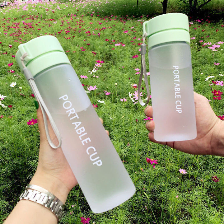 Women's portable water bottle with practical cleaning system Kalsten