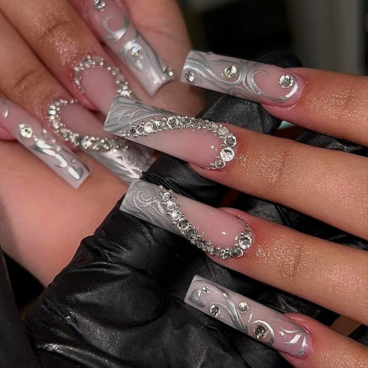 Artificial nails with elegant 3D pattern and radiant rhinestone decorations Kalsten