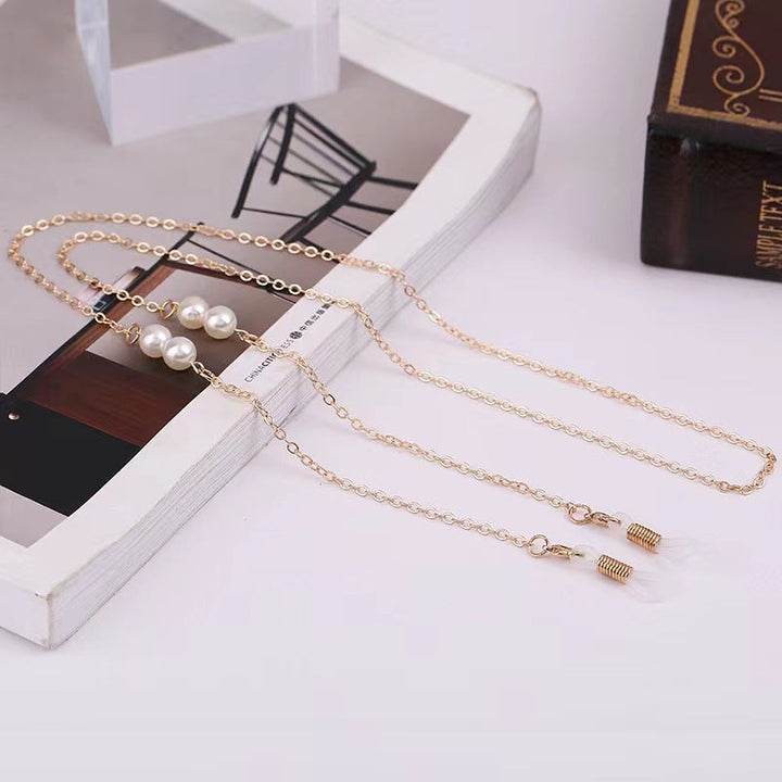 Elegant Layered Pearl and Chain Necklace Kalsten