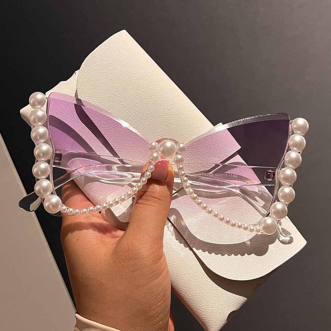 Women striking sunglasses with pearl decoration Kalsten