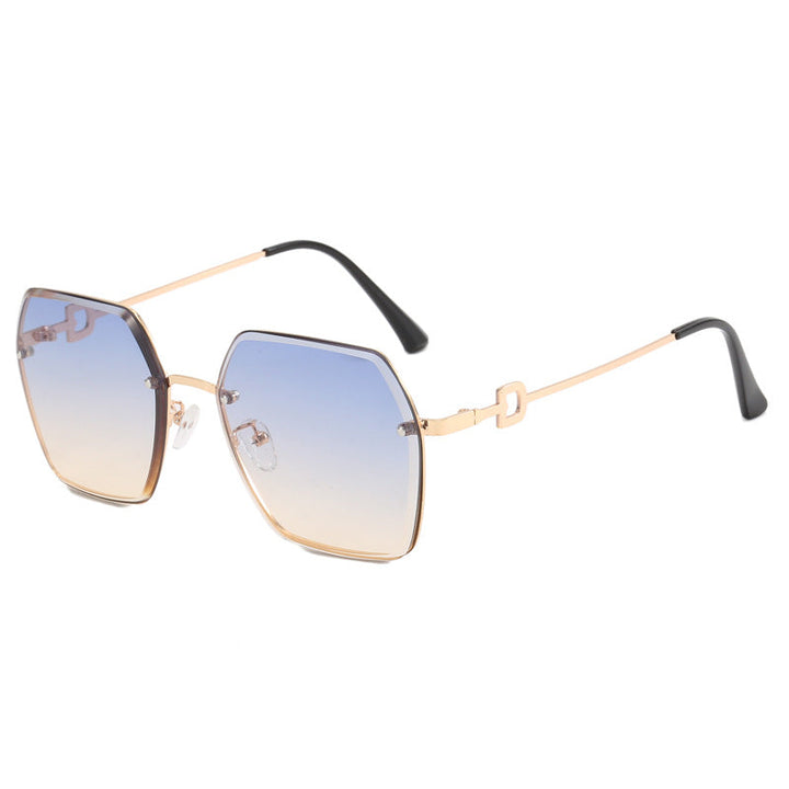 Women's extravagant and modern sunglasses in an unusual design Kalsten