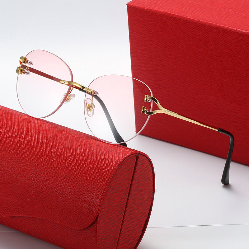 Ladies elegant Cat-Eye sunglasses with gold accents and UV protection Kalsten