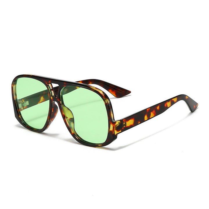 Women trendy oversized sunglasses in modern tortoiseshell pattern Kalsten