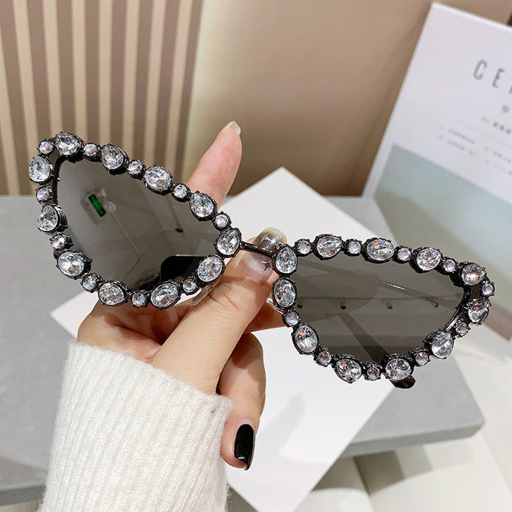 Ladies elegant Cat-Eye sunglasses with glamorous stone setting Kalsten
