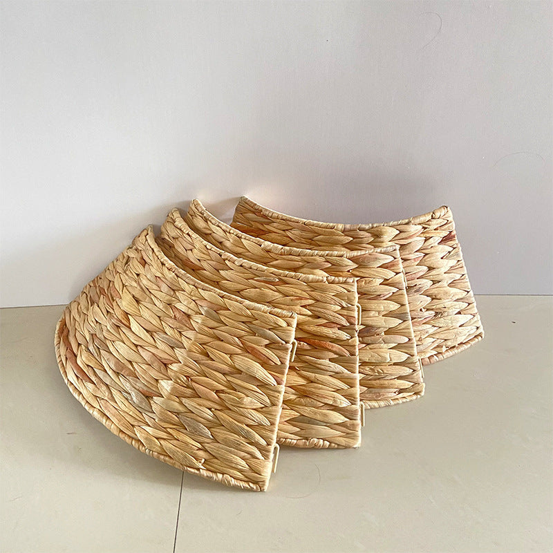 Decorative Woven Acalora