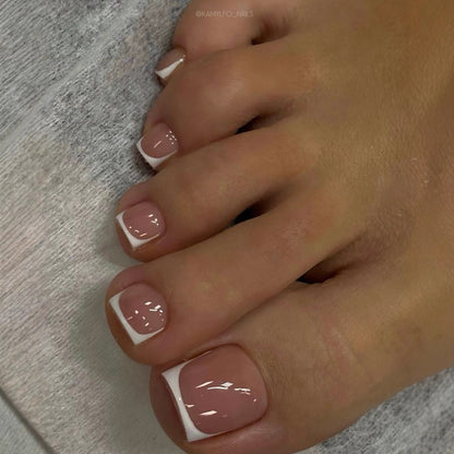Artificial nails for elegant foot care Acalora