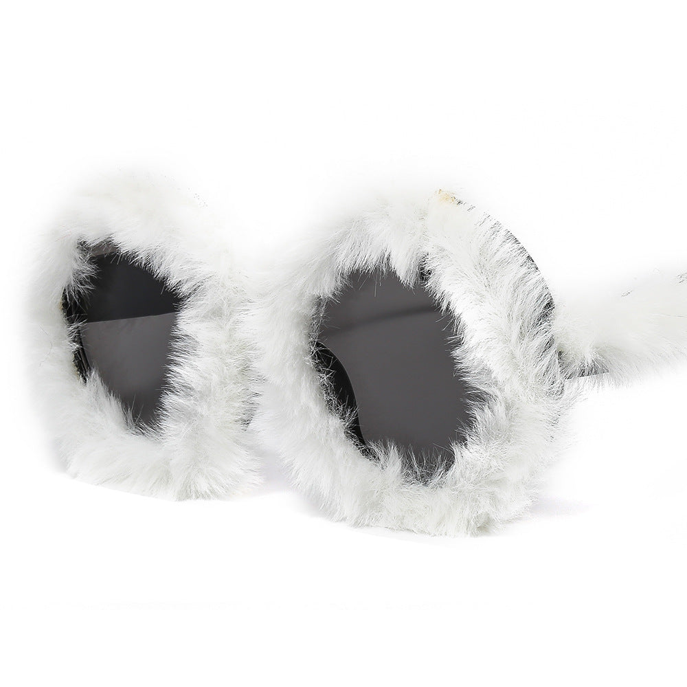 Ladies eye-catching oversized sunglasses with a unique fur touch Kalsten