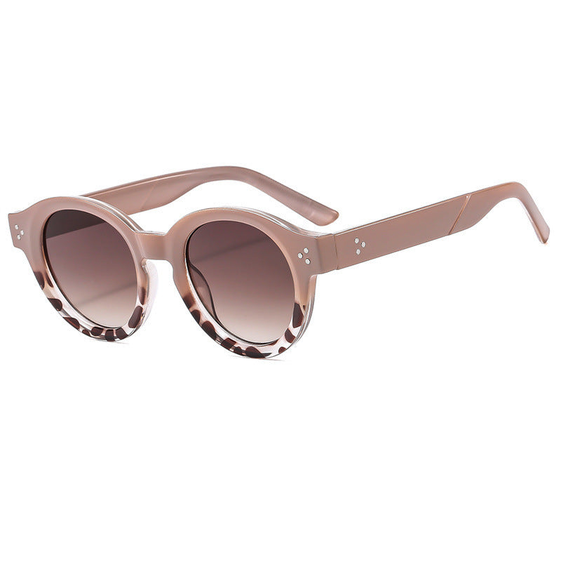Ladies' fashionable sunglasses with clear and structured frame Kalsten