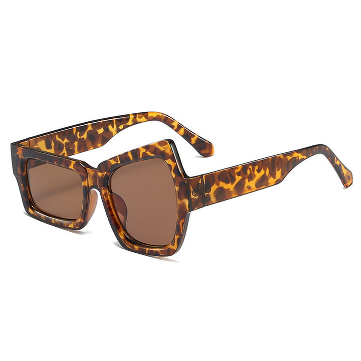Women's square sunglasses with modern, minimalist design Kalsten
