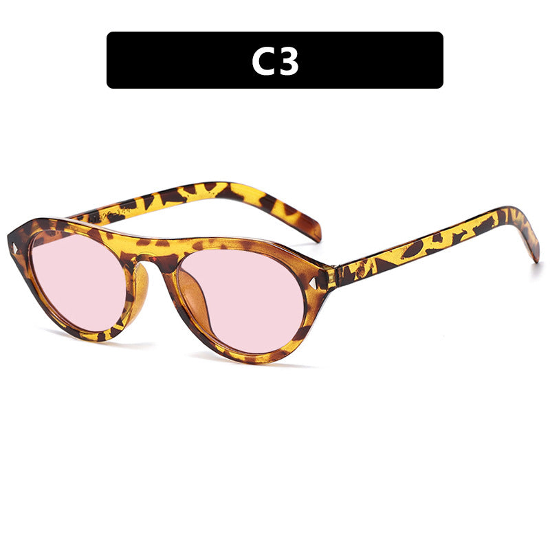 Women's fashionable sunglasses with curved frame and protective UV filter Kalsten