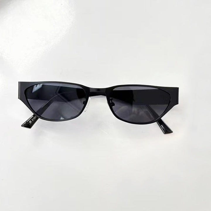 Fashionable sunglasses with elegant design Kalsten