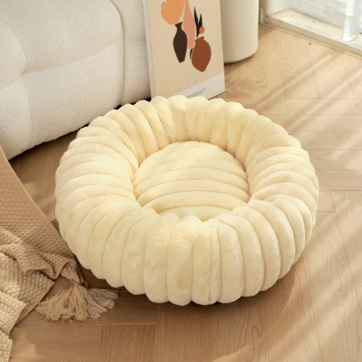Women's Cozy and Stylish Cuddly Bed Kalsten