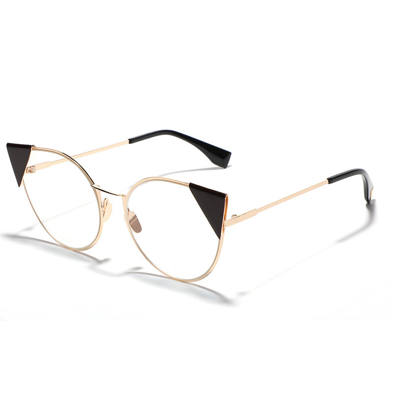 Women's fashionable Cat-Eye sunglasses with stylish accents Kalsten