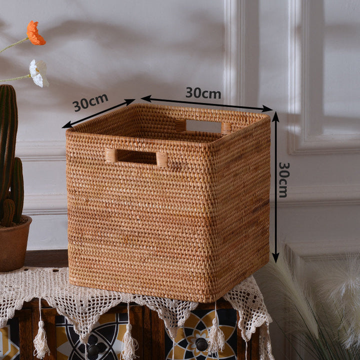 Women rectangular storage basket made of natural material Kalsten