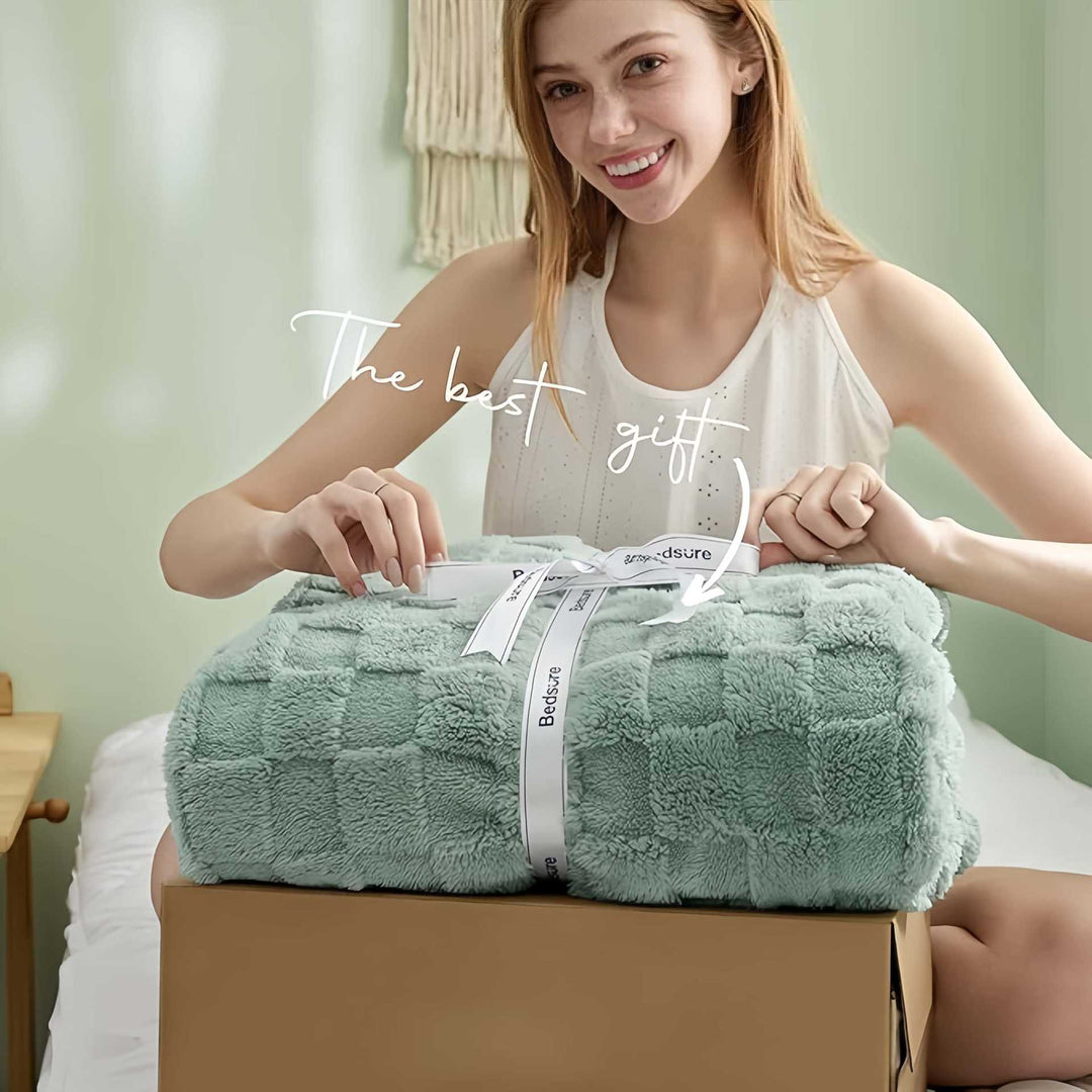 Luxurious Textured Fleece Throw Blanket Kalsten