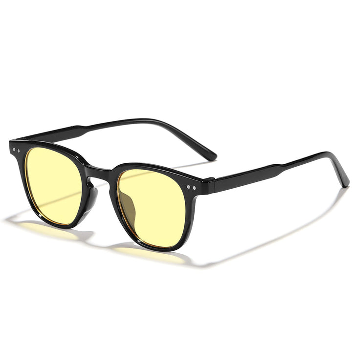 Women's sunglasses in timeless design with simple and sturdy frame Kalsten