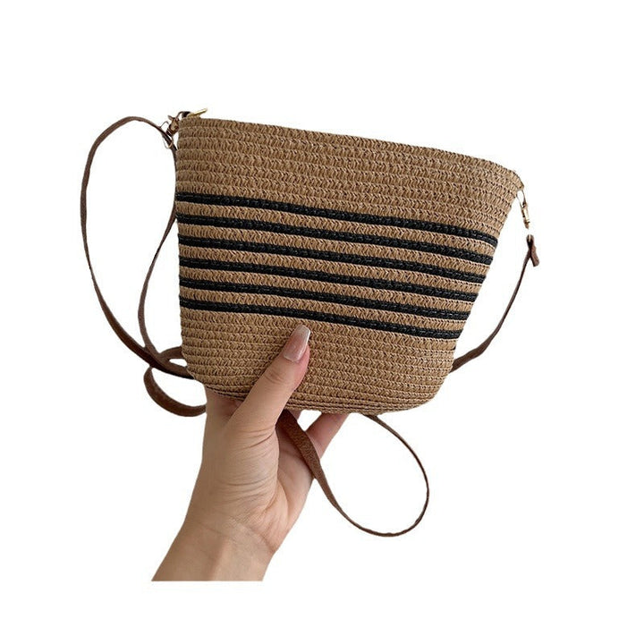 Handcrafted Straw Bag with Modern Design Kalsten