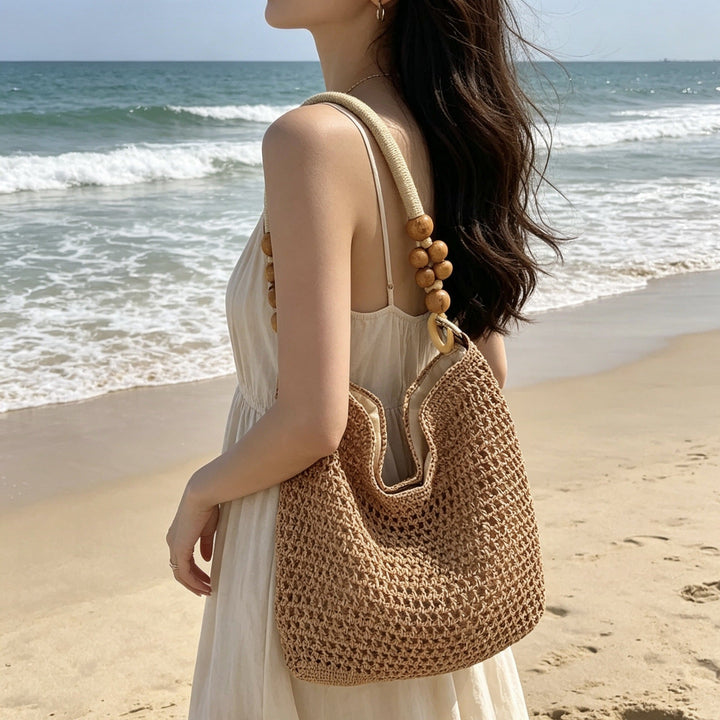 Hand-knotted tote bag with decorative wooden handle Kalsten