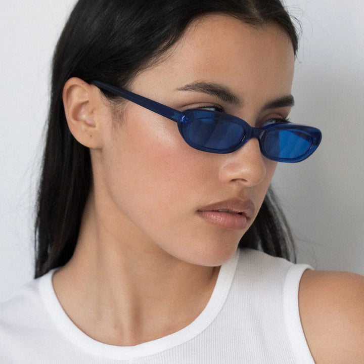 Women's trendy cat-eye sunglasses with transparent plastic frame and UV protection Kalsten