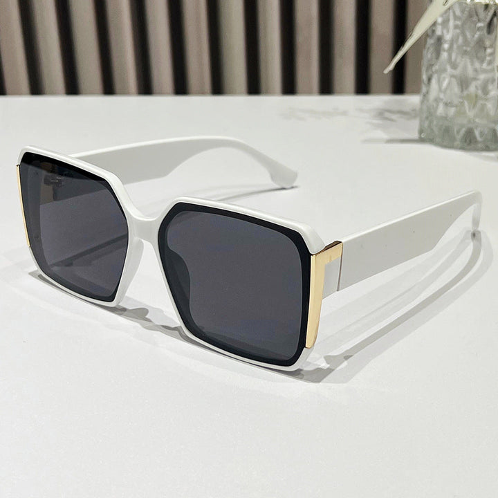 Women's fashionable sunglasses with elegant accents Kalsten