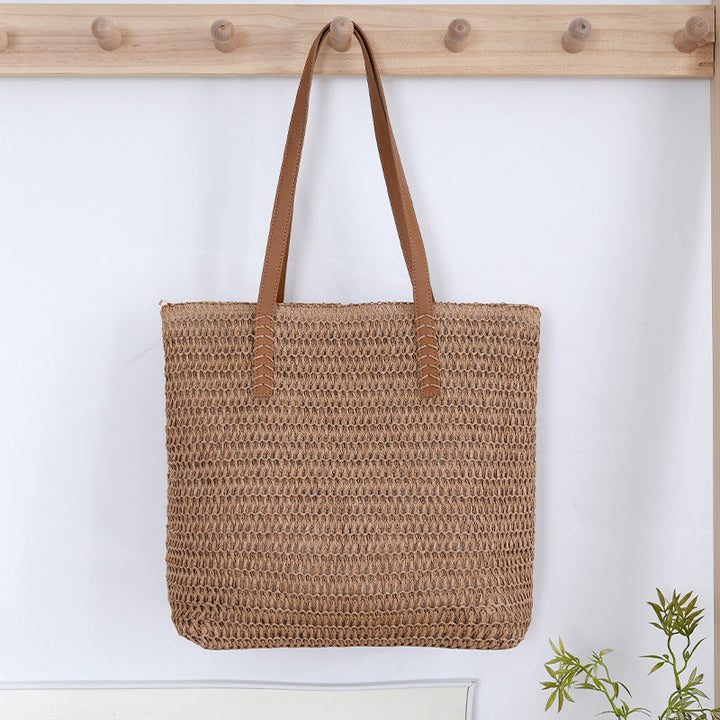 Spacious wicker tote bag with sturdy leather handles Kalsten