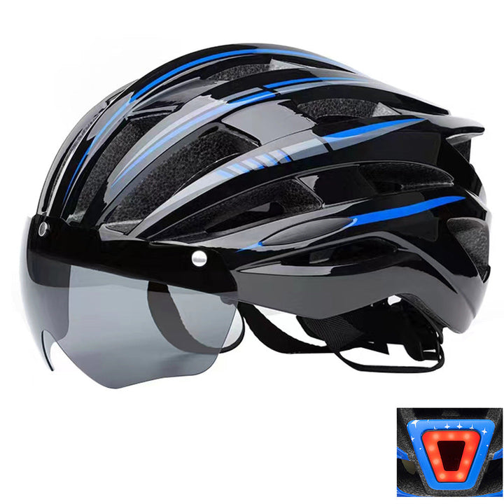 Bicycle helmet with integrated visor and innovative ventilation system Kalsten
